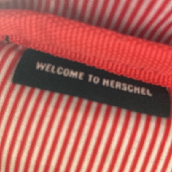 NOT FOR SALE Herschel Belt Bag - Picture 3 of 9